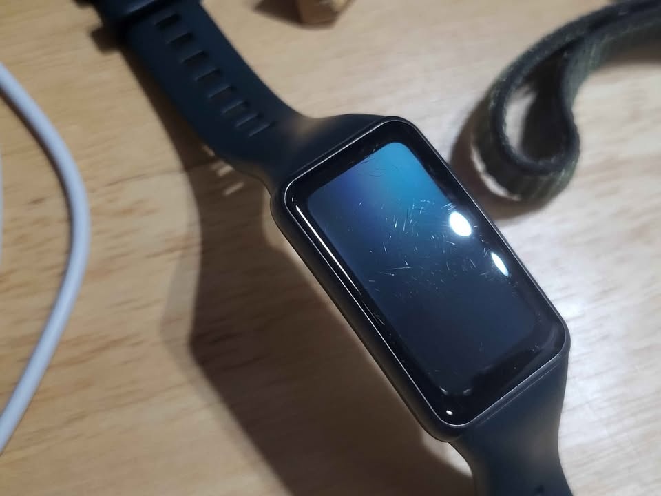Huawei Band 6 + accessories - photo 2