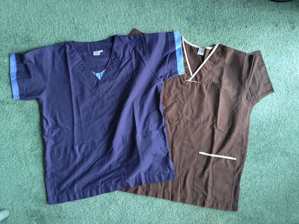 Scrub top and pants - photo 2