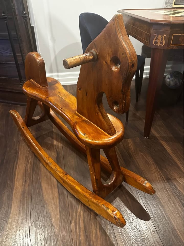Solid wood rocking horse - photo 2