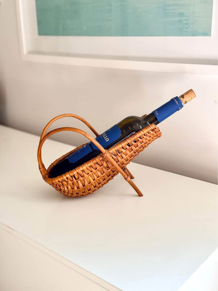 Mid Century Modern Wicker Wine Basket - photo 4