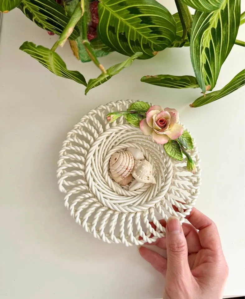 Rare Vintage Crown Staffordshire Basket thumbnail