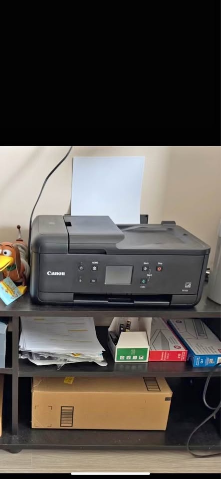 Moving Sale: Canon TR7520 Wireless All-in-One Printer