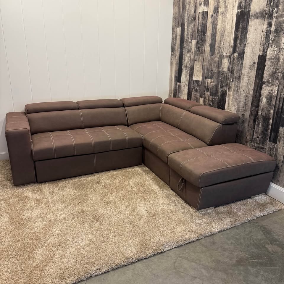 Drake Sleeper Sectional w/ Storage Ottoman & USB Charging - photo 2