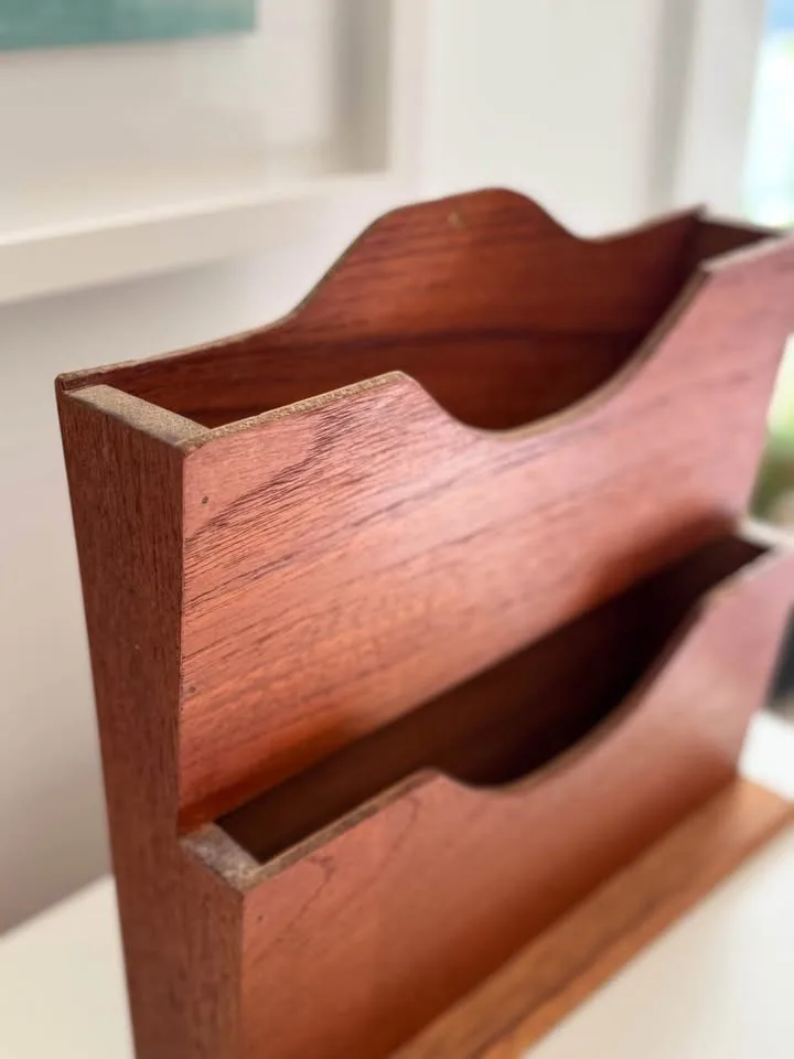 MCM Retro Mail Letter Organizer Storage Caddy image indicator(9)