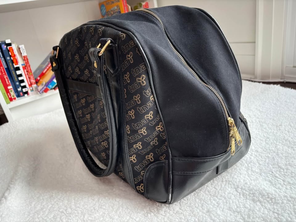 Y2K TNA Black & Gold Duffle/Bowling/Weekender Bag - photo 3