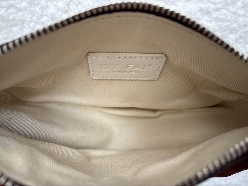 BY FAR Mini Ami Bag - Sequoia Brown Crocodile Embossed - photo 5
