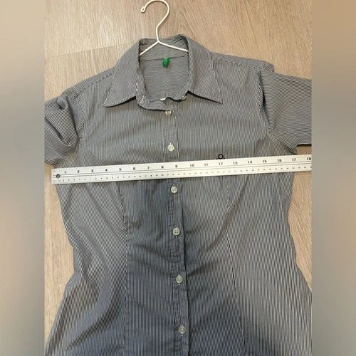 United Colors of Benetton Striped Buttoned Shirt - photo 5