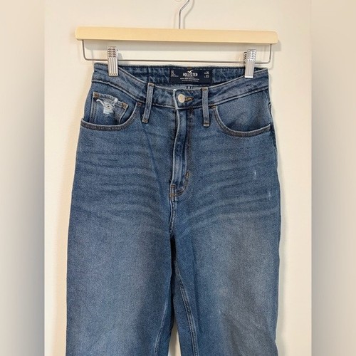 Hollister Ultra High Rise Dad Jean Cuffed Distressed Light Wash - photo 2