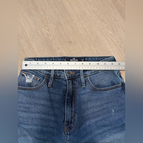 Hollister Ultra High Rise Dad Jean Cuffed Distressed Light Wash - photo 5