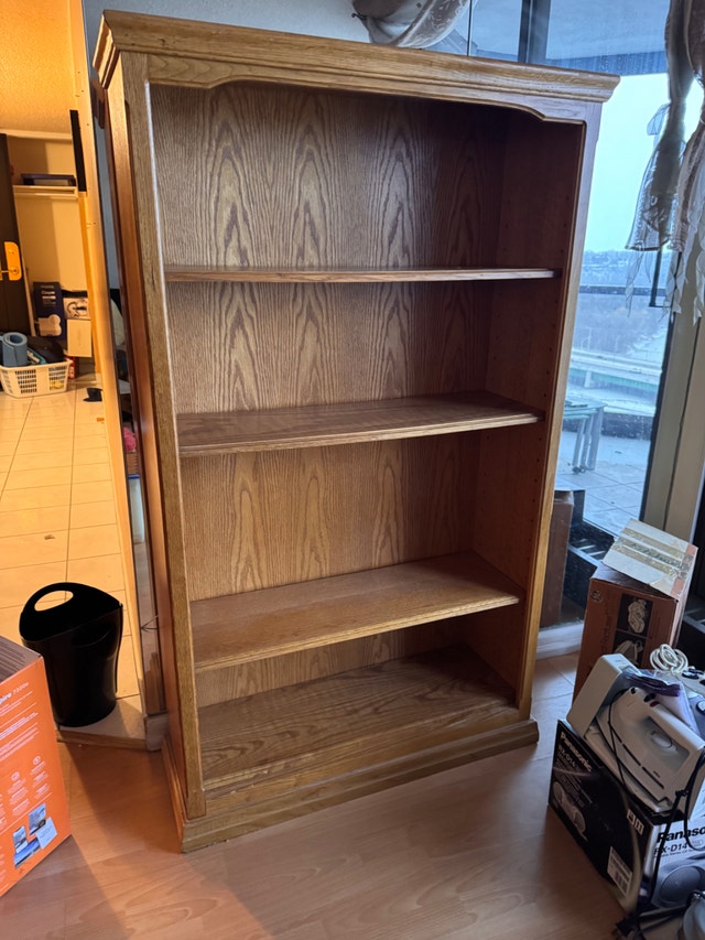 SOLID WOOD CLASSIC BOOKCASE