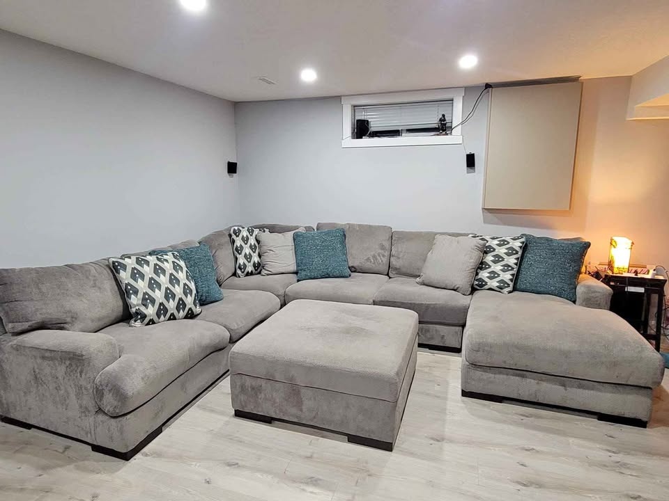 MOVING, NEED GONE: Ashley Furniture Sectional + Ottoman + Pillow