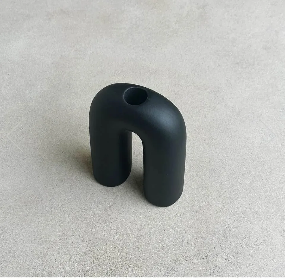 Candleholder Minimalist Design image indicator(2)