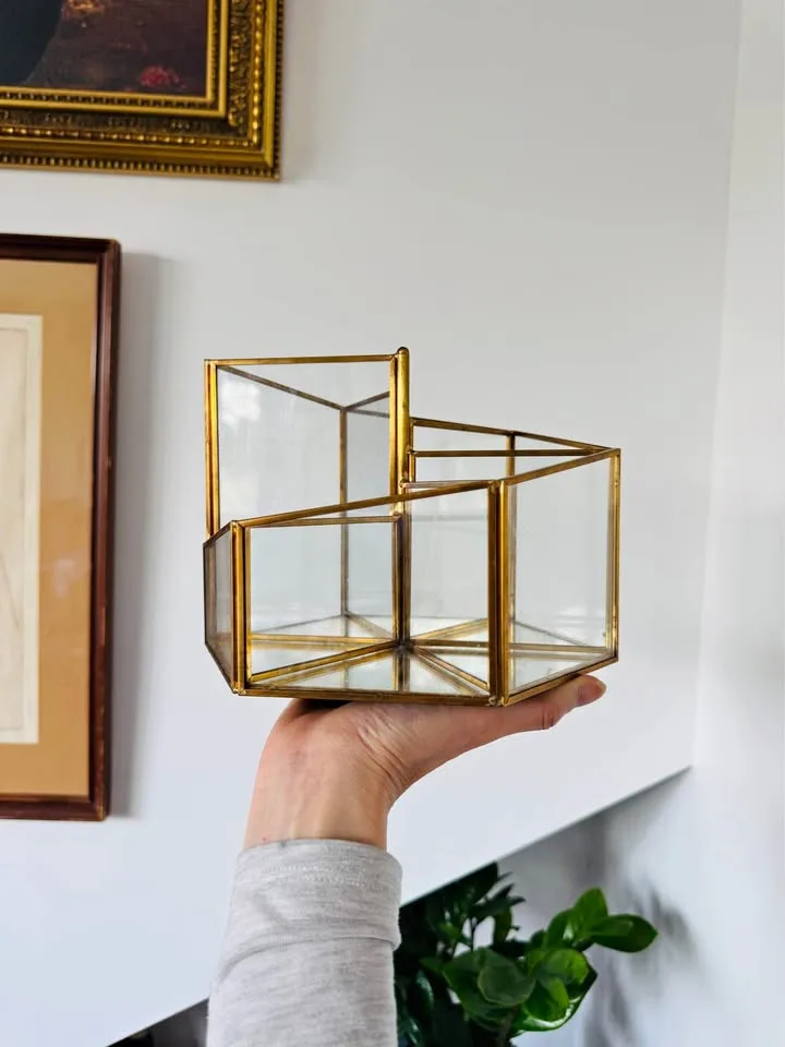 Rotating Makeup Organizer/Caddy/Desk Organizer thumbnail