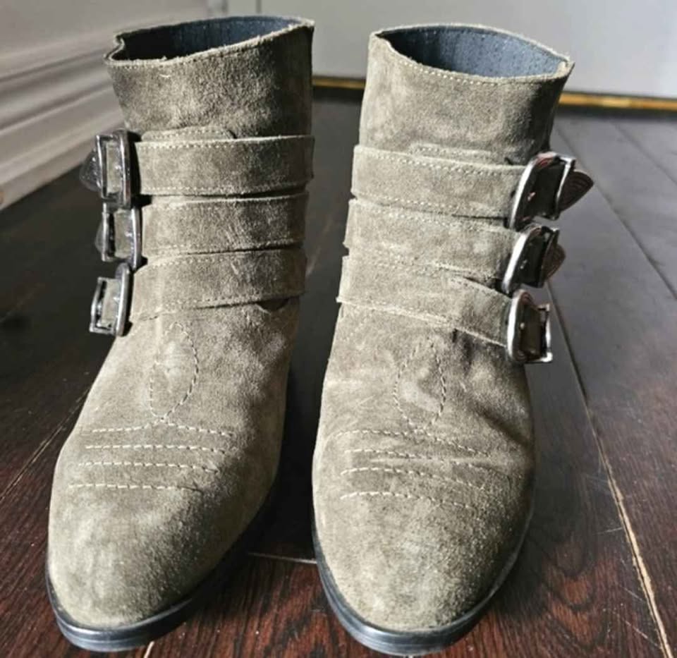 Size 36 US 6 Green suede Italian ankle booties boots - photo 2