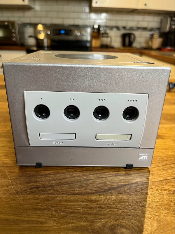 Nintendo GameCube + Fixins - photo 3