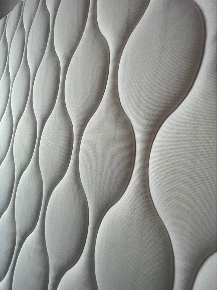 Hybrid Mattress – King Medium Firm - photo 3