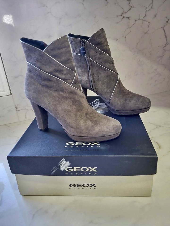 GEOX Suede Hi-Heel Ankle Boots