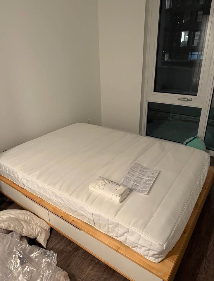 IKEA DOUBLE/FULL BED FRAME + mattress - photo 4
