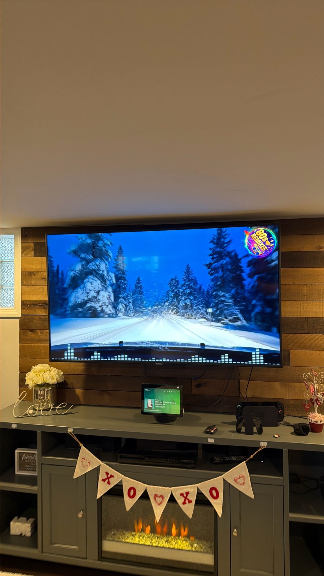 Samsung 65” Smart TV