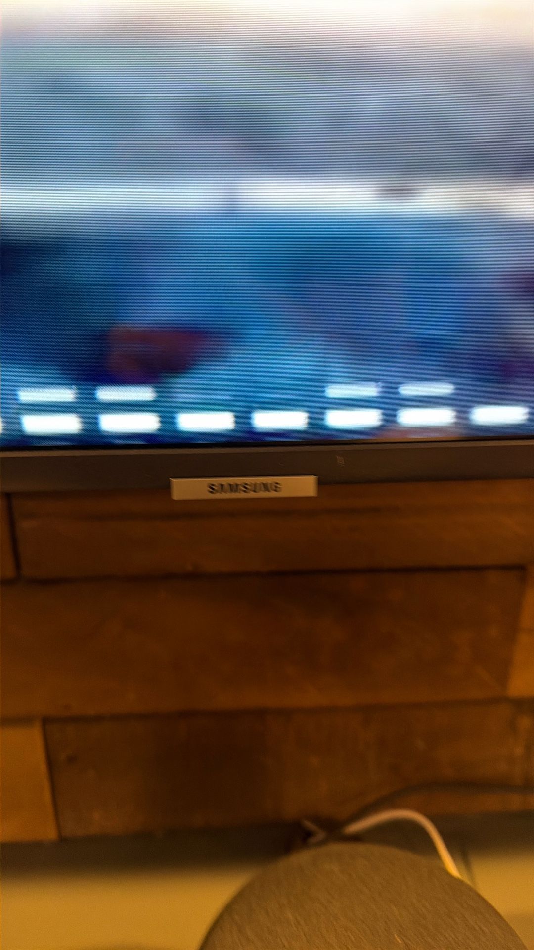 Samsung 65” Smart TV - photo 5