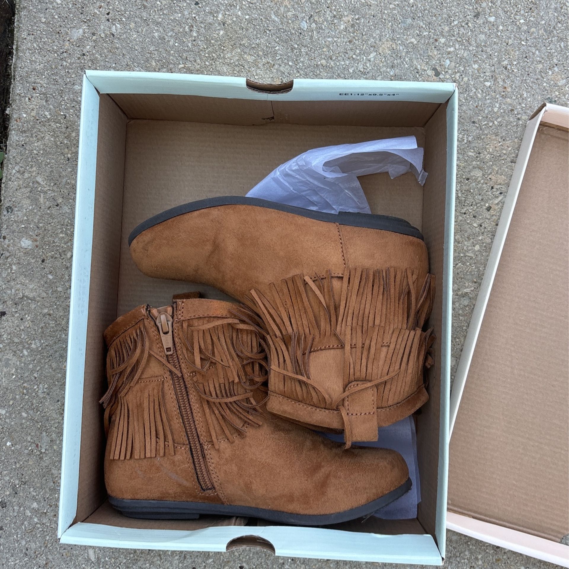 SO Girl Boots Size 1