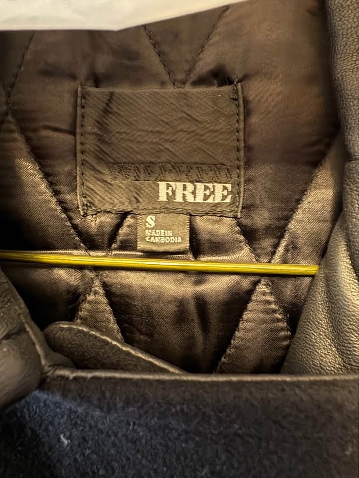 EUC. Aritzia Wilfred Free Fei Wool/Leather Coat - Size Small - photo 4