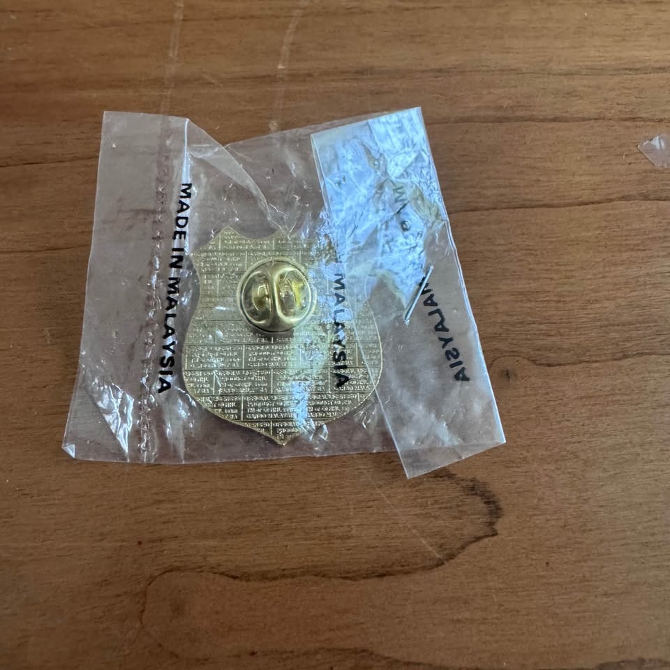 Edmonton Oilers Collectible Pin - photo 4
