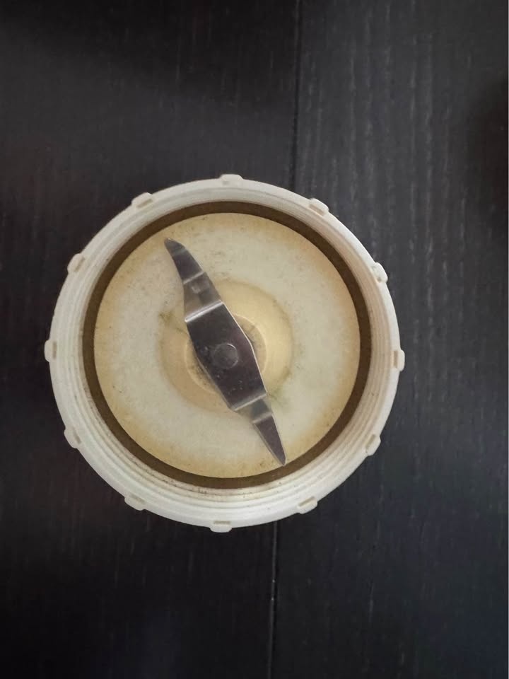 Blender with Multiple Cups and Blades (Needs Repair) - photo 3