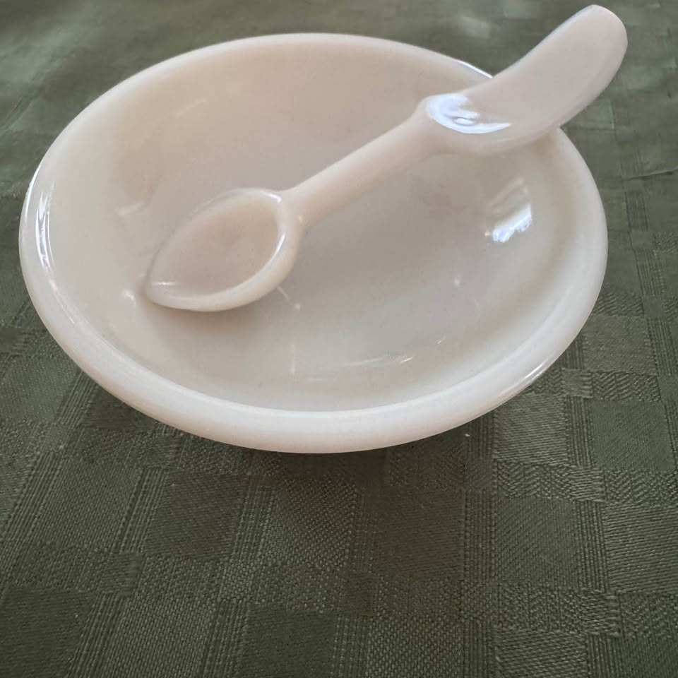 Milk glass /depression glass child's bowl and spoon - photo 2