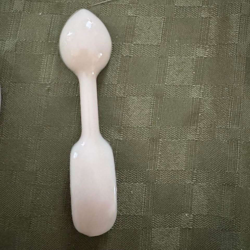 Milk glass /depression glass child's bowl and spoon - photo 4