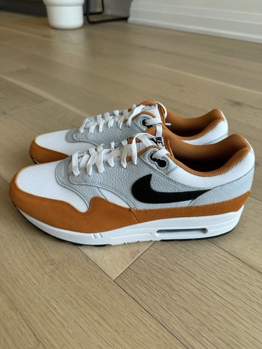 NIKE AIR MAX 1 WHITE/BLACK-MONARCH Men’s 13 BNIB