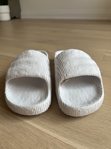 ADIDAS Adilette 22 Slides Men’s Size 13 White - photo 2