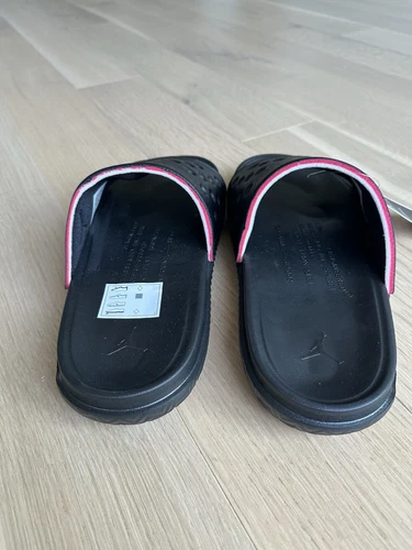 NIKE JORDAN PLAY SLIDE Men’s 13 BLACK/UNIVERSITY RED - photo 4