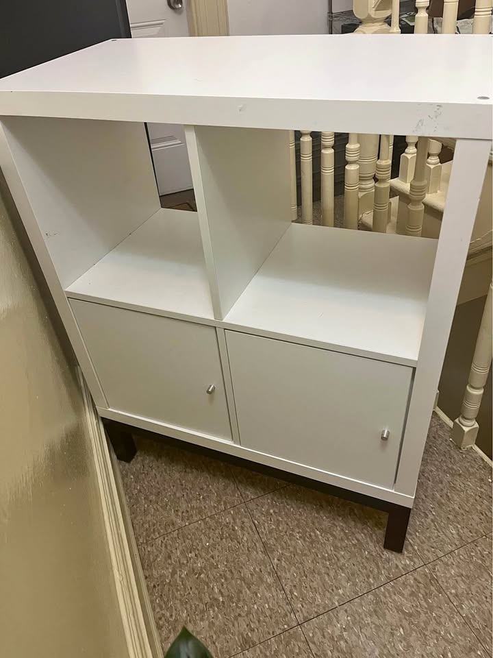 4 Part Bookcase with Doors
