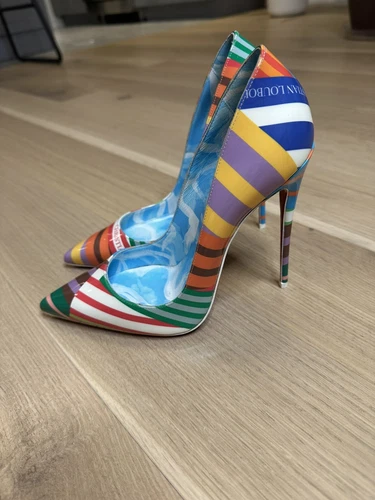Women’s Christian Louboutin ‘So Kate 120’ Pumps Sz 39 RARE Colou