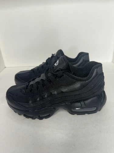 Nike Air Max 95 Essential ‘Triple Black’ Size 5Y