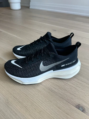 Nike Zoom X Invincible Run 3 Black/white Men’s Size 14