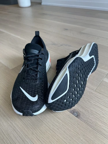 Nike Zoom X Invincible Run 3 Black/white Men’s Size 14 - photo 3