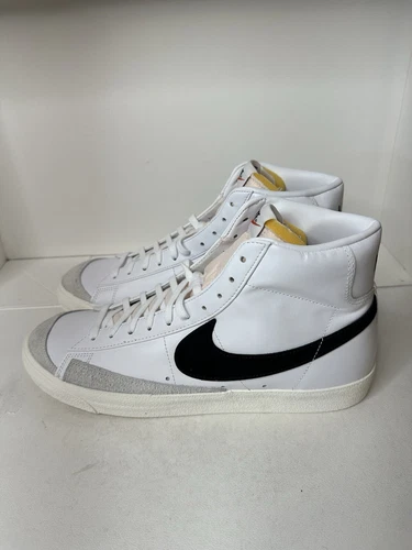 Nike Blazer Mid 77 White/ Black Men’s Size 13
