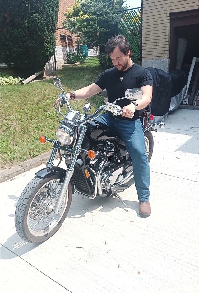 2001 Suzuki Intruder VS800 Cruiser Motorcycle - photo 3