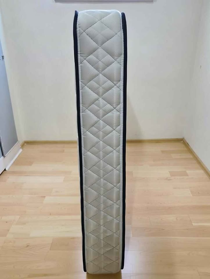8-Inch Mattress - Like New Condition - photo 2