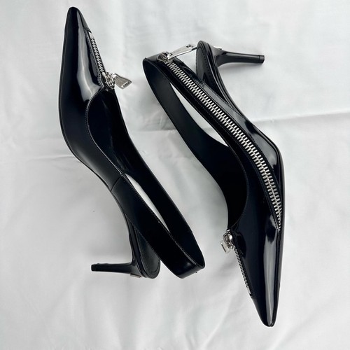 Dolce & Gabbana Black Patent Heels with Zipper - New - EU 39 - photo 3