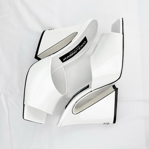 Dolce & Gabbana White Patent Leather Mules - EU 39 - photo 4