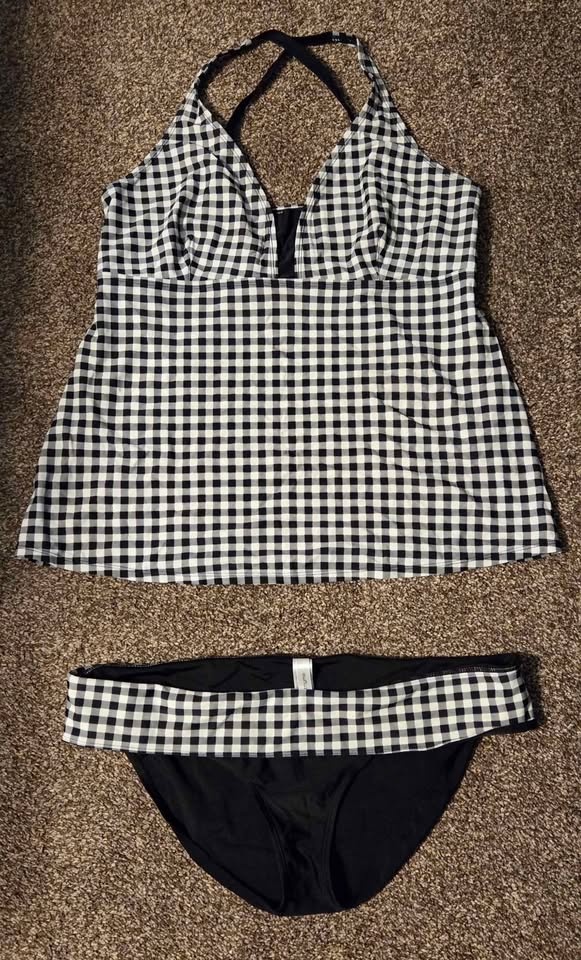 Lg/xl Maternity Clothes (one medium) - Thyme/Motherhood - photo 3