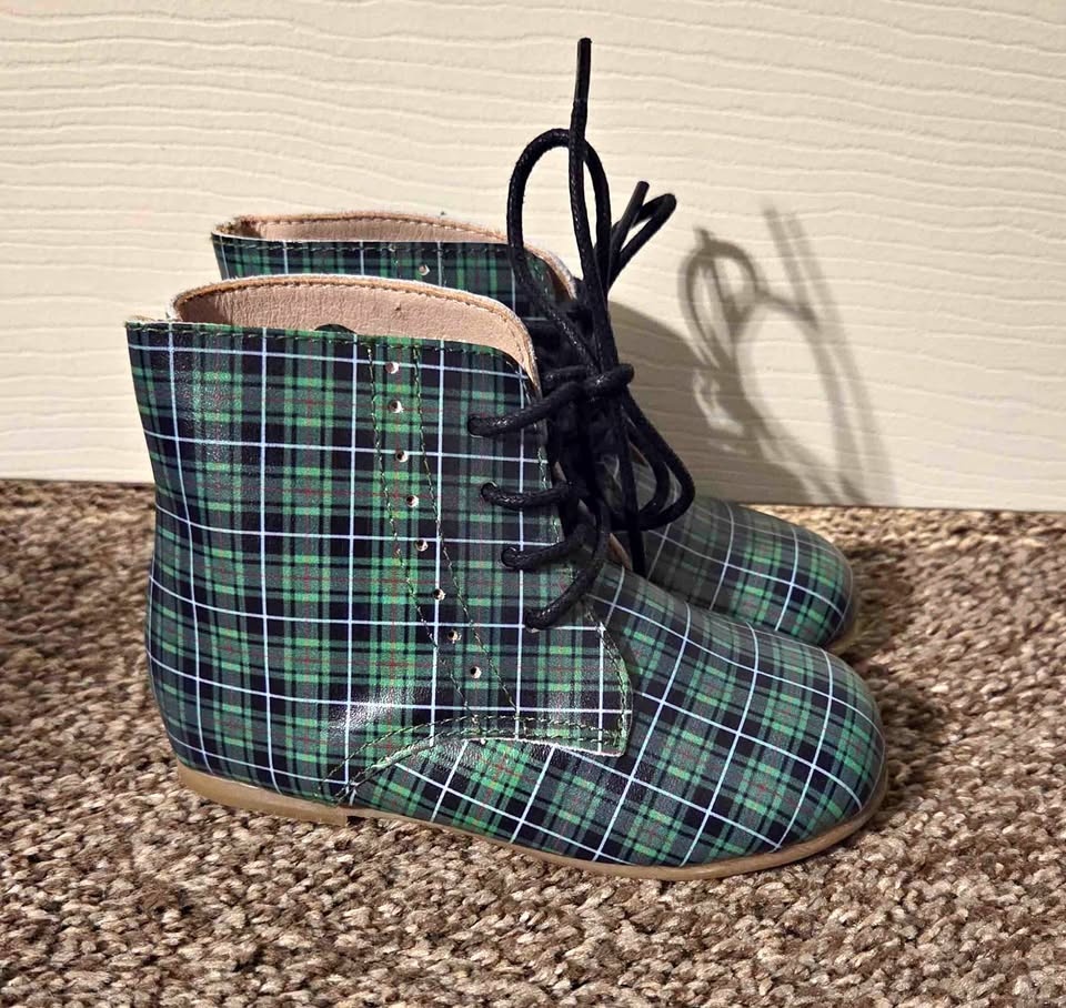 Toddler Size 8 West Coast Mocs