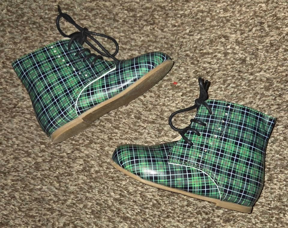 Toddler Size 8 West Coast Mocs - photo 3