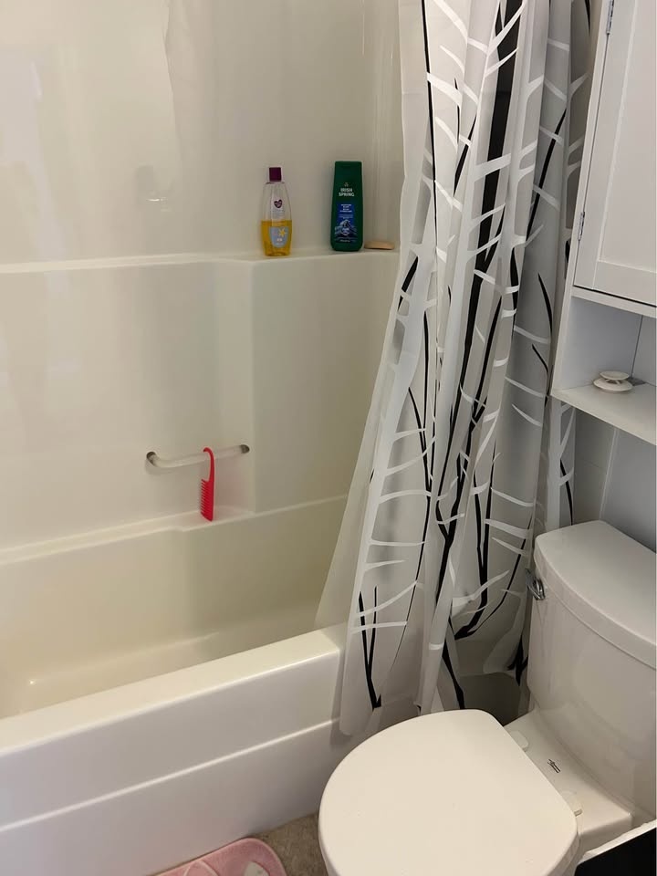 Private room for rent - photo 5
