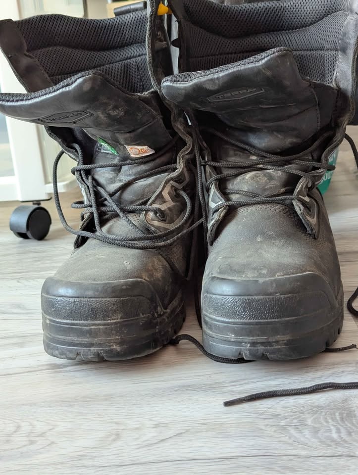 Terra Winter Work Boots - Men's Size 10