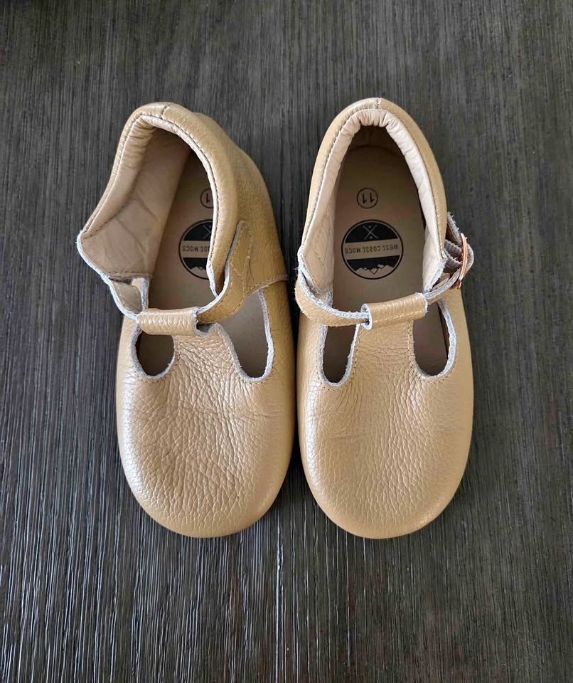 West coast mocs Mary Jane shoes Toddler size 11