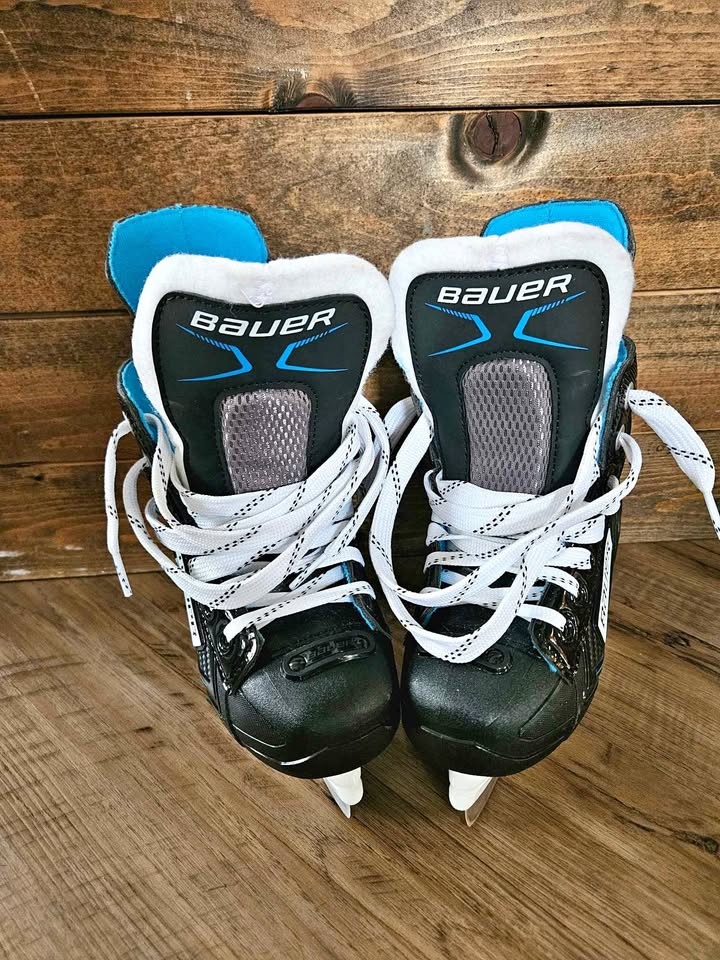 Bauer X-LP Youth Ice Hockey Skates